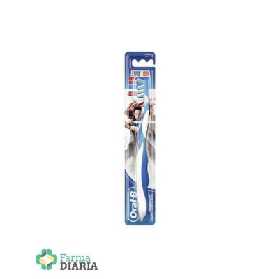 ORAL B CEPILLO DENTAL JUNIOR STAR WARS +6 AÑOS